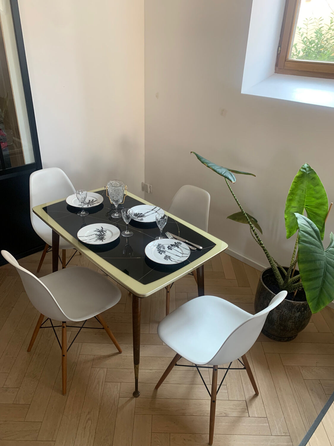 Hand-cranked coffee table