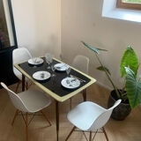 Table de salon à manivelle