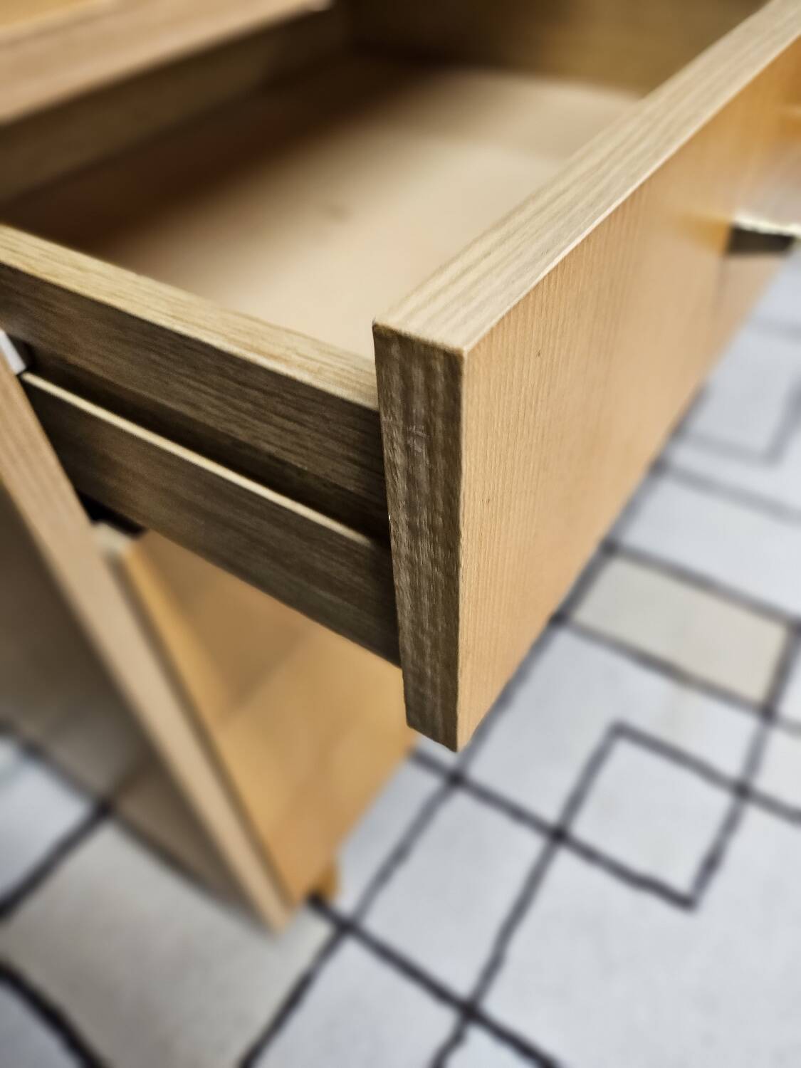 Vintage sideboard 1970 spindle legs