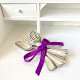 6 table forks and 4 large spoons