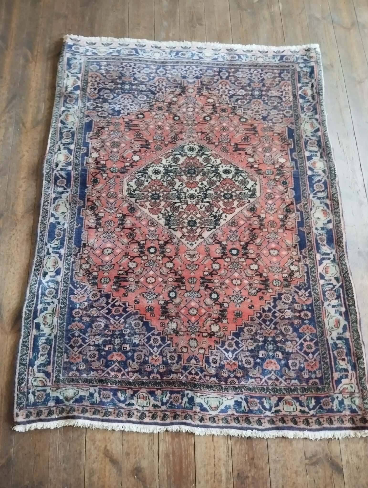 Handmade Persian moussel rug 152x112cm
