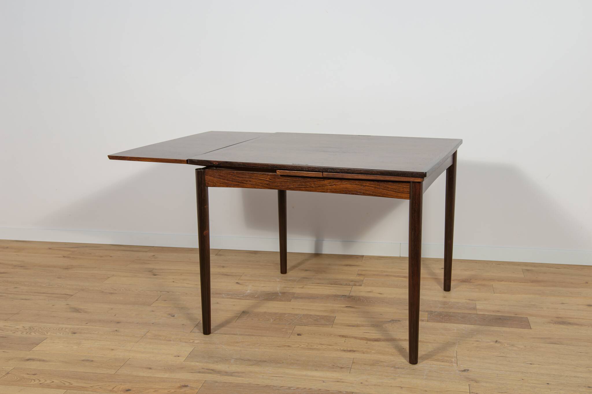 Mid-Century Danish Extendable Rosewood Dining Table, Denmark, 1960s