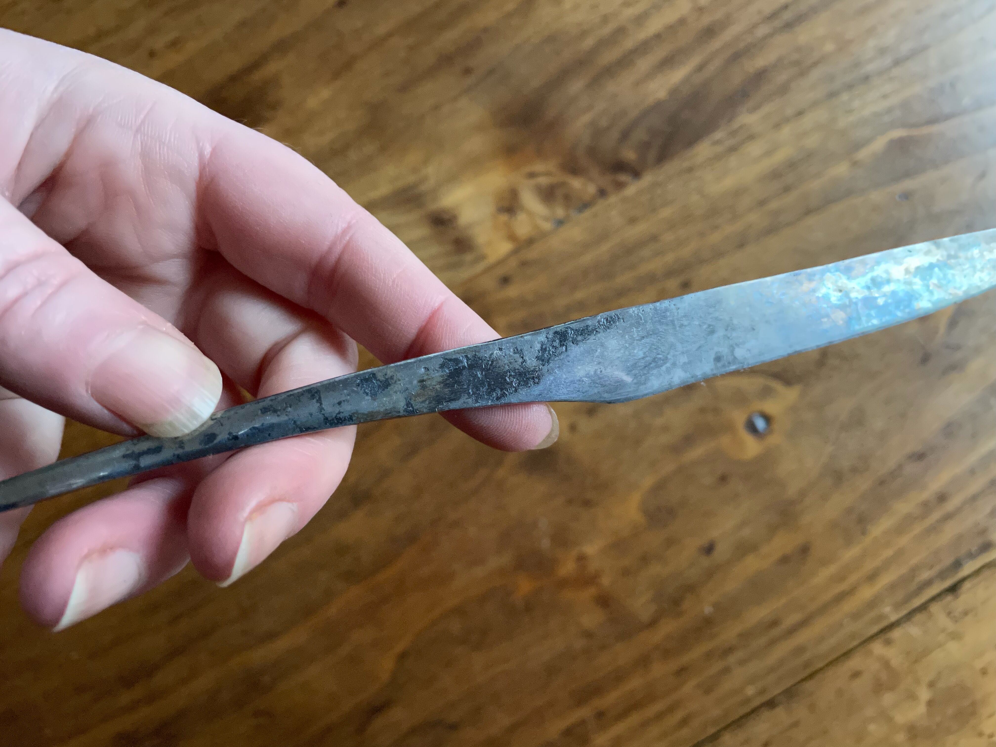 Raw forge knife (forged) made of metal