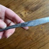 Couteau brut de forge forgé en métal