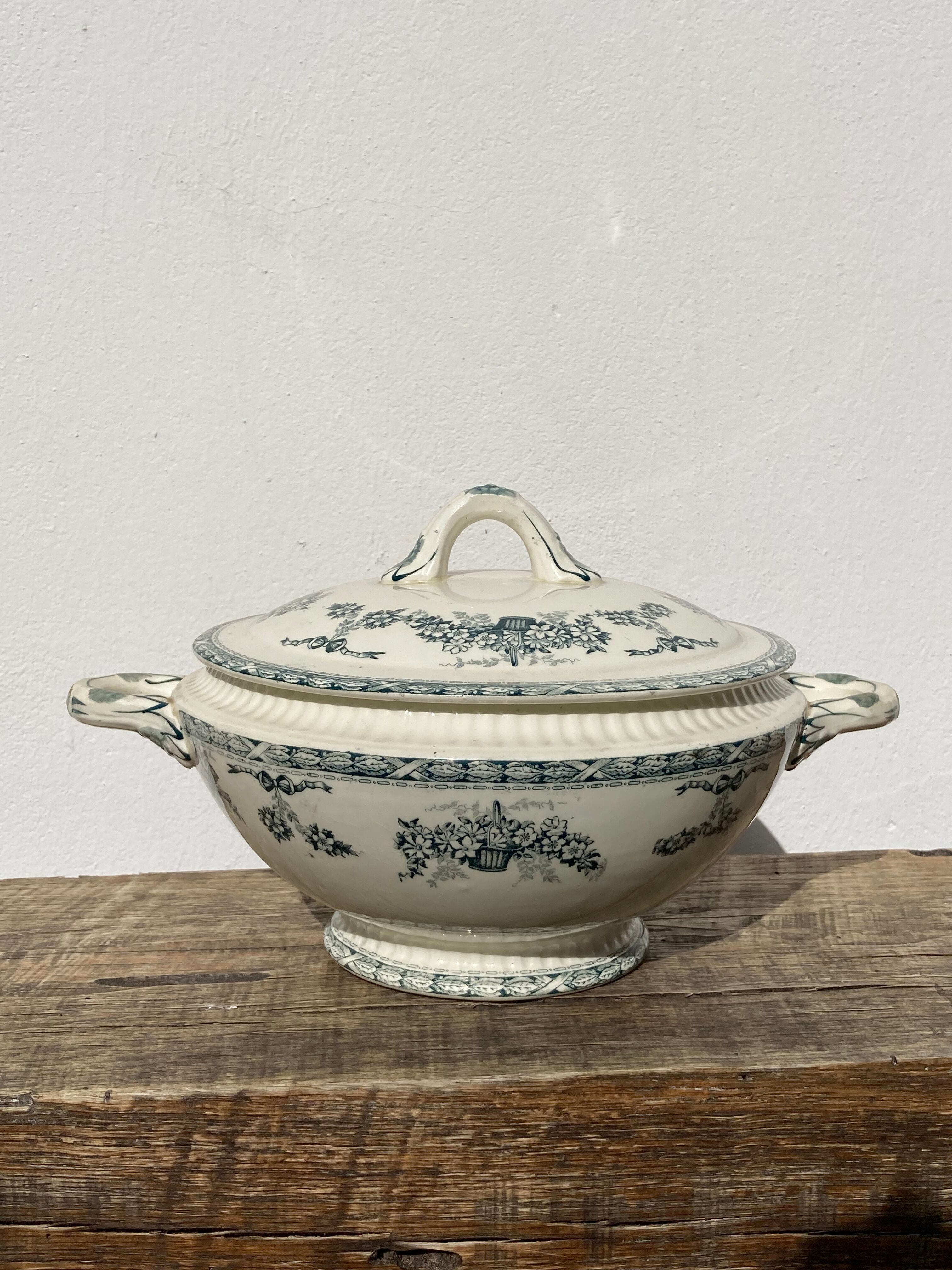 Old iron earth tureen Ninon Salins blue, ceramic and earthenware plate