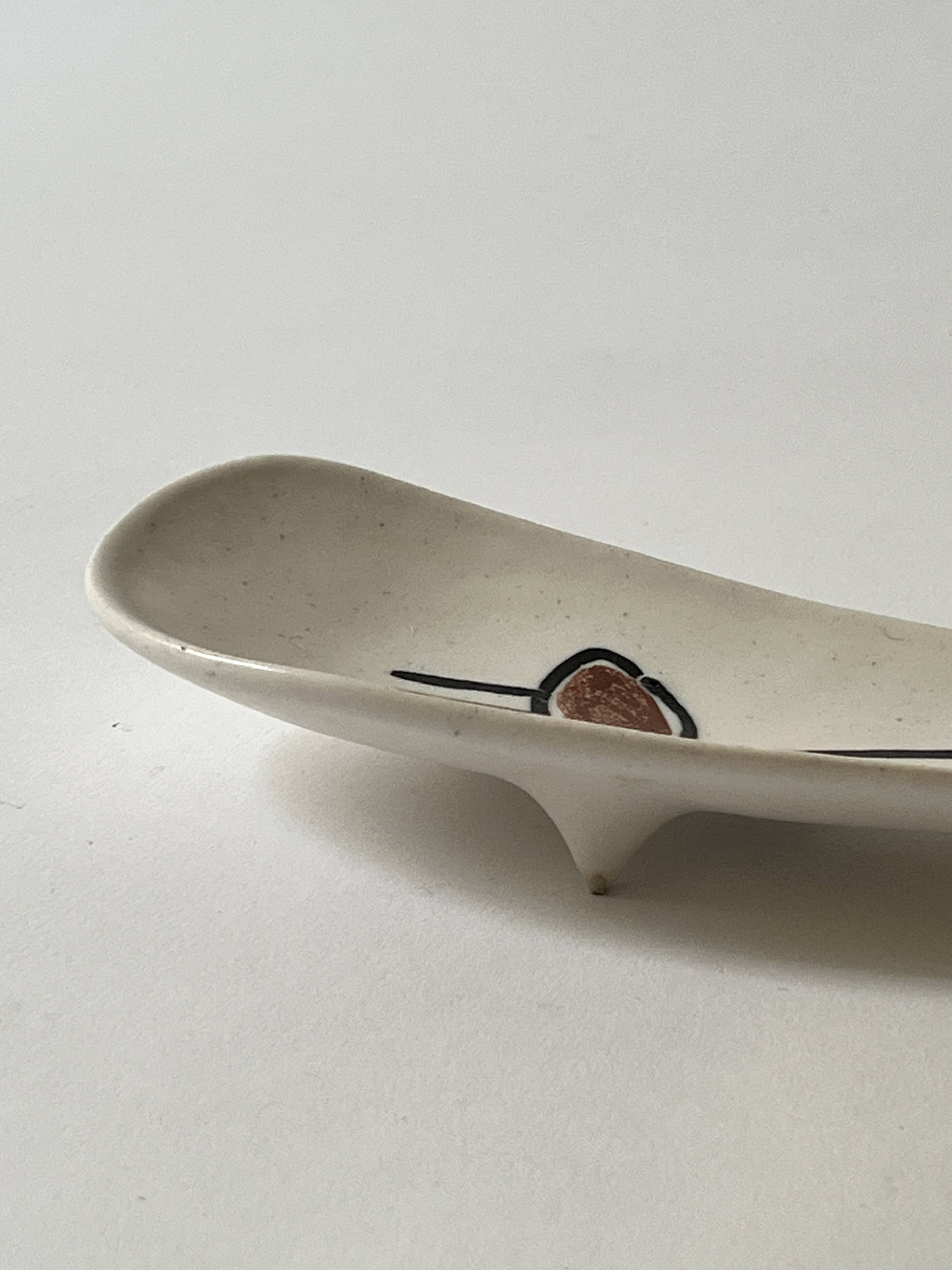 Ceramic pocket emptier signed Guy Rolland Marcy, France 1950