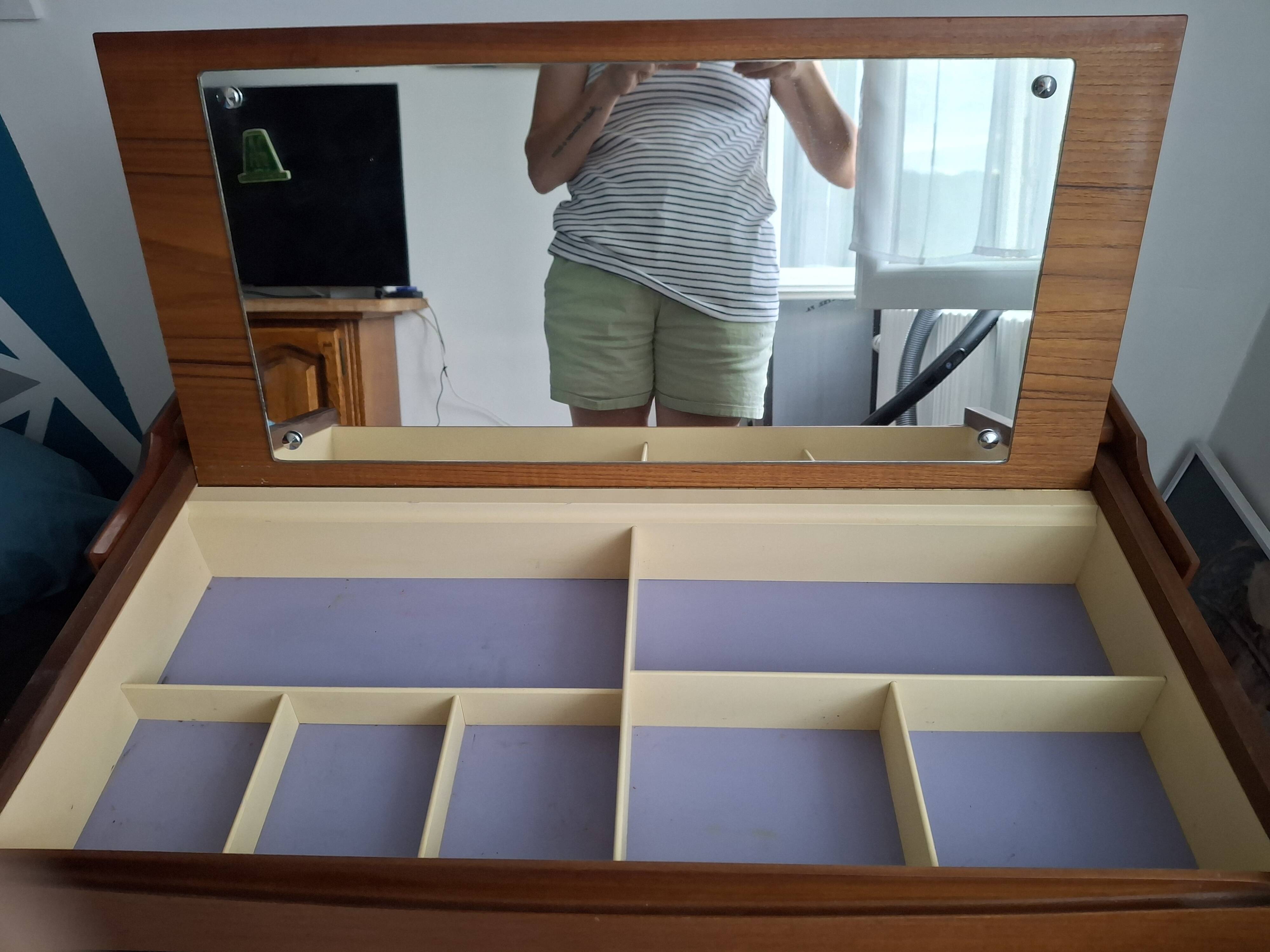 Danish dresser/vanity from 1960