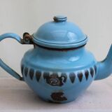 Enamel teapot