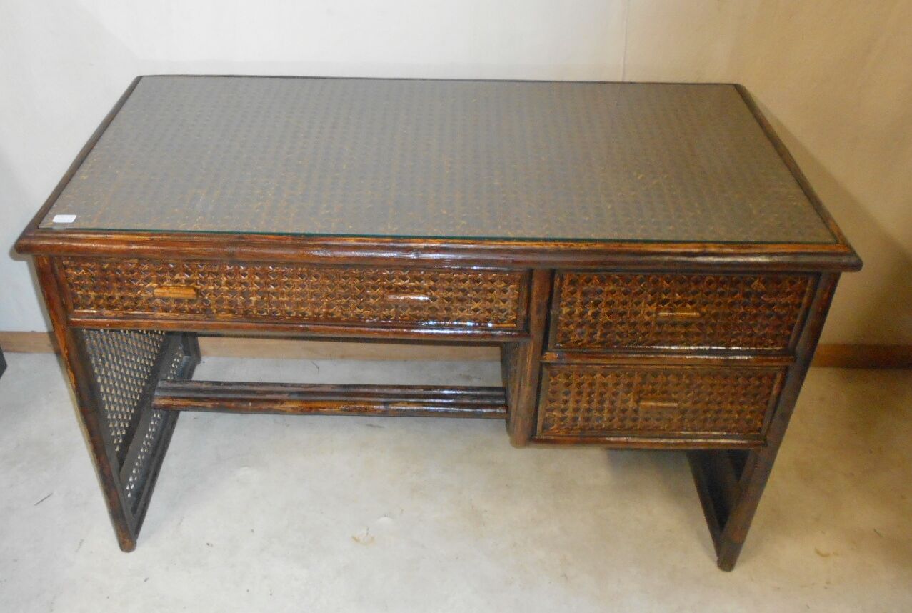Rattan desk