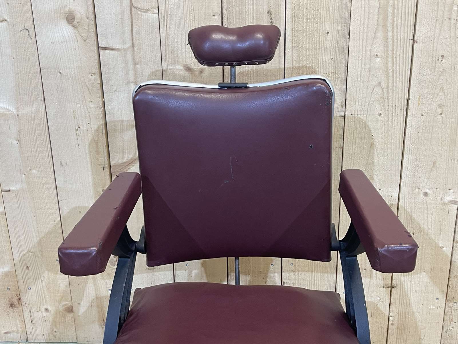 1950s hairdresser's chair covered with skaï - slightly reclining backrest