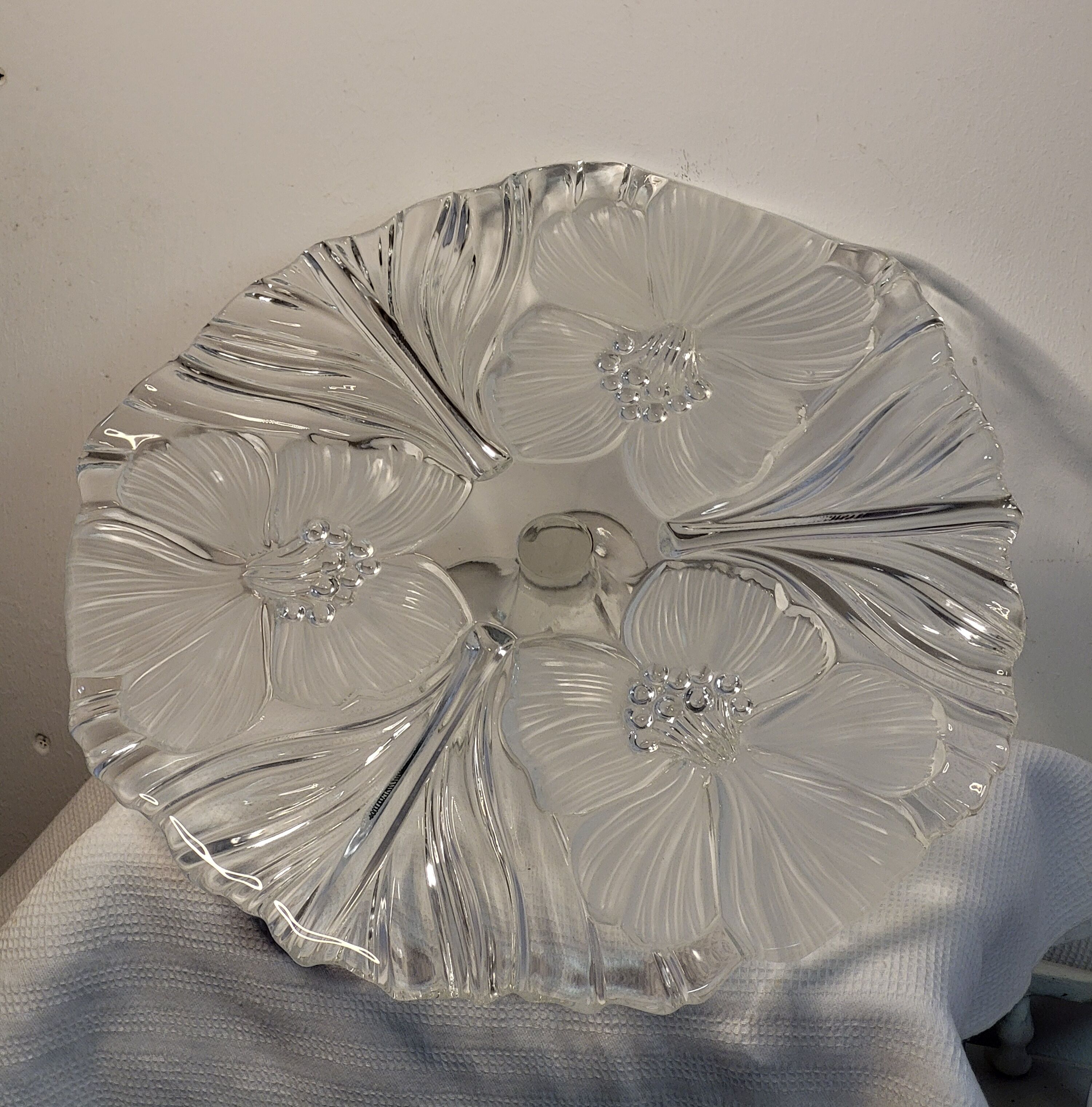 Cake stand