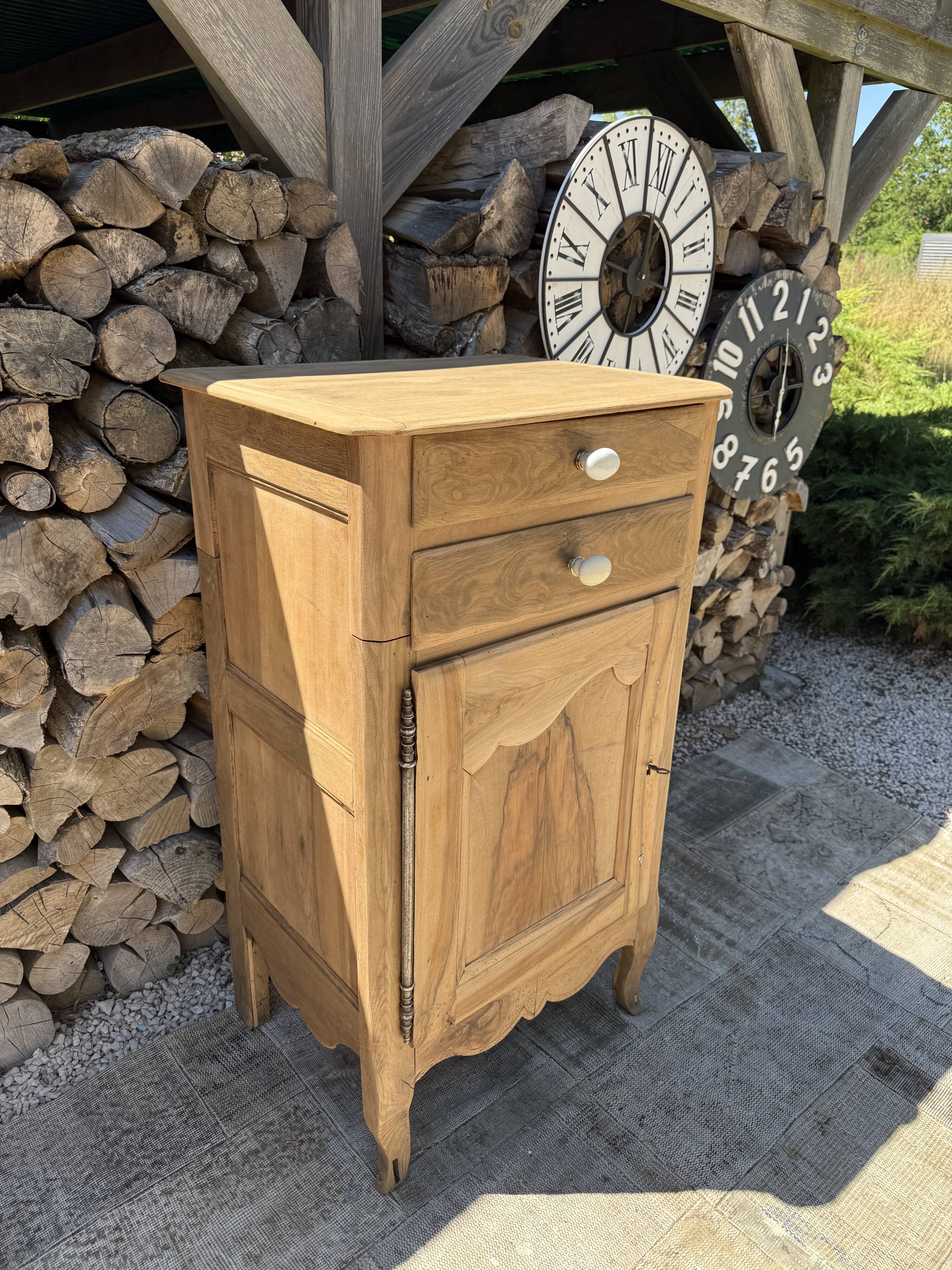 Renovated solid wood confiturer