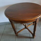 Pedestal coffee table