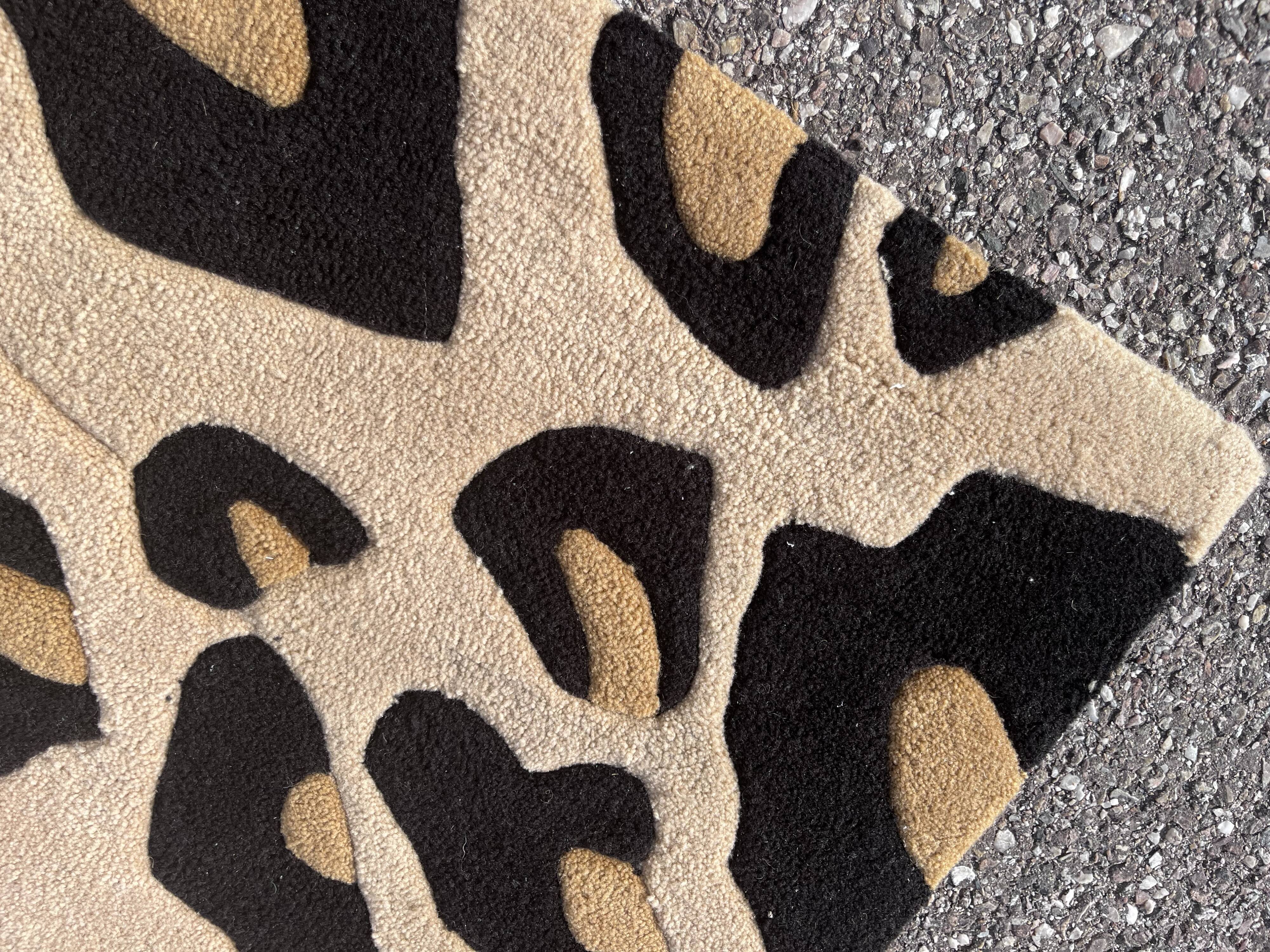 Vintage leopard carpet, 170x240 cm