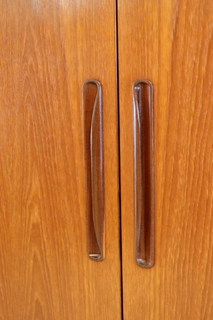 G-Plan vintage mid century wardrobe 'Heswell'
