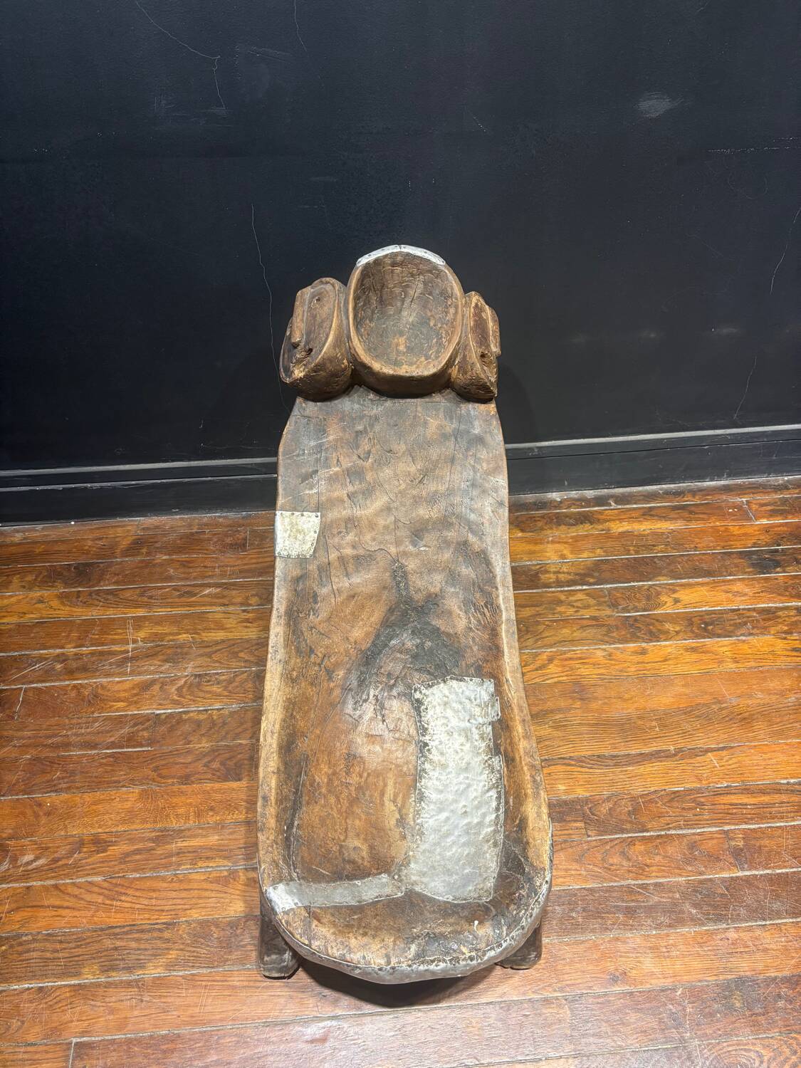 Traditional African wooden seat – Ethnic and historical piece
