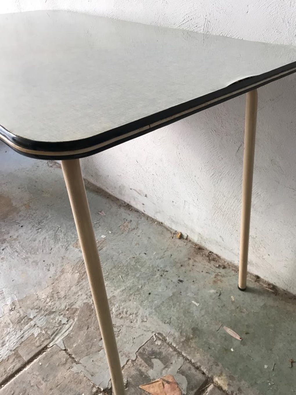 Formica table