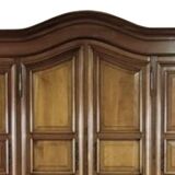 Armoire en bois massif