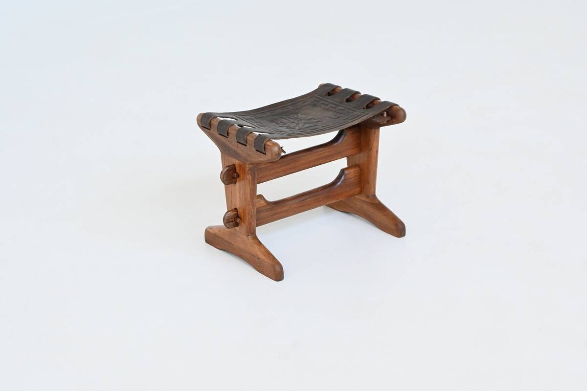 Angel Pazmino rocking chair and hocker Muebles de Estilo Ecuador 1960