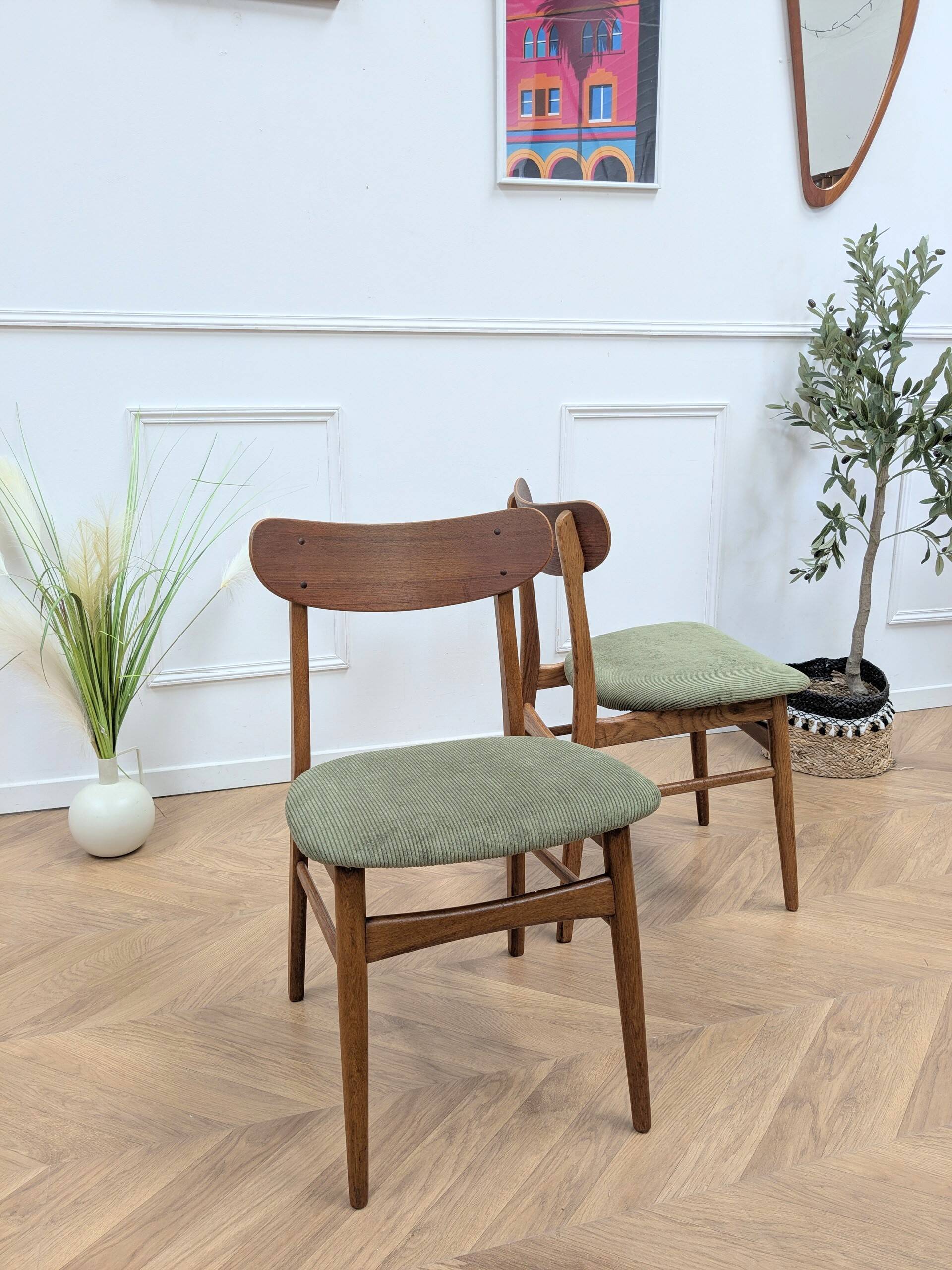 Pair of Scandinavian Chairs