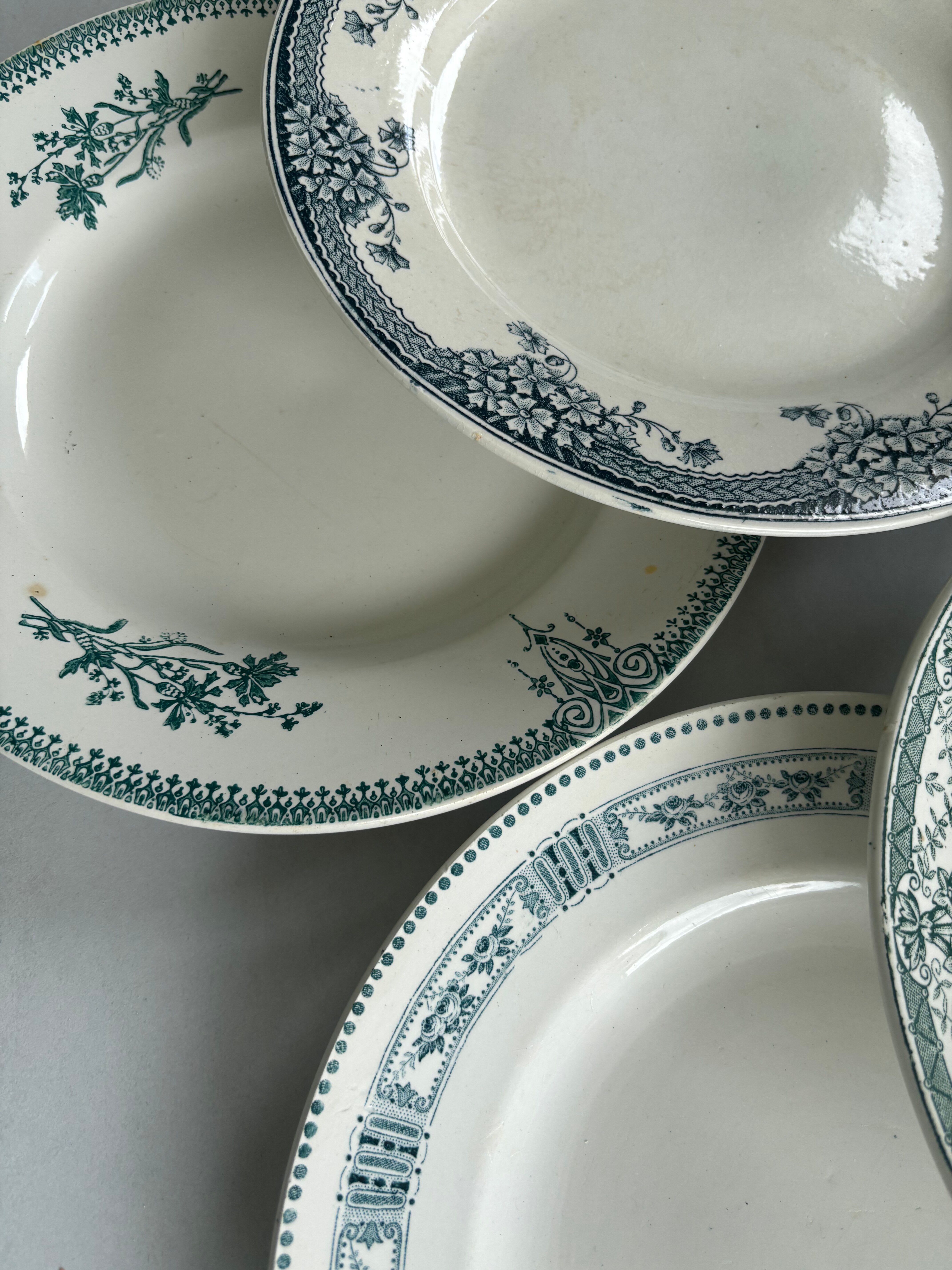 Lot 6 blue and green ironstone plates, antique French earthenware.