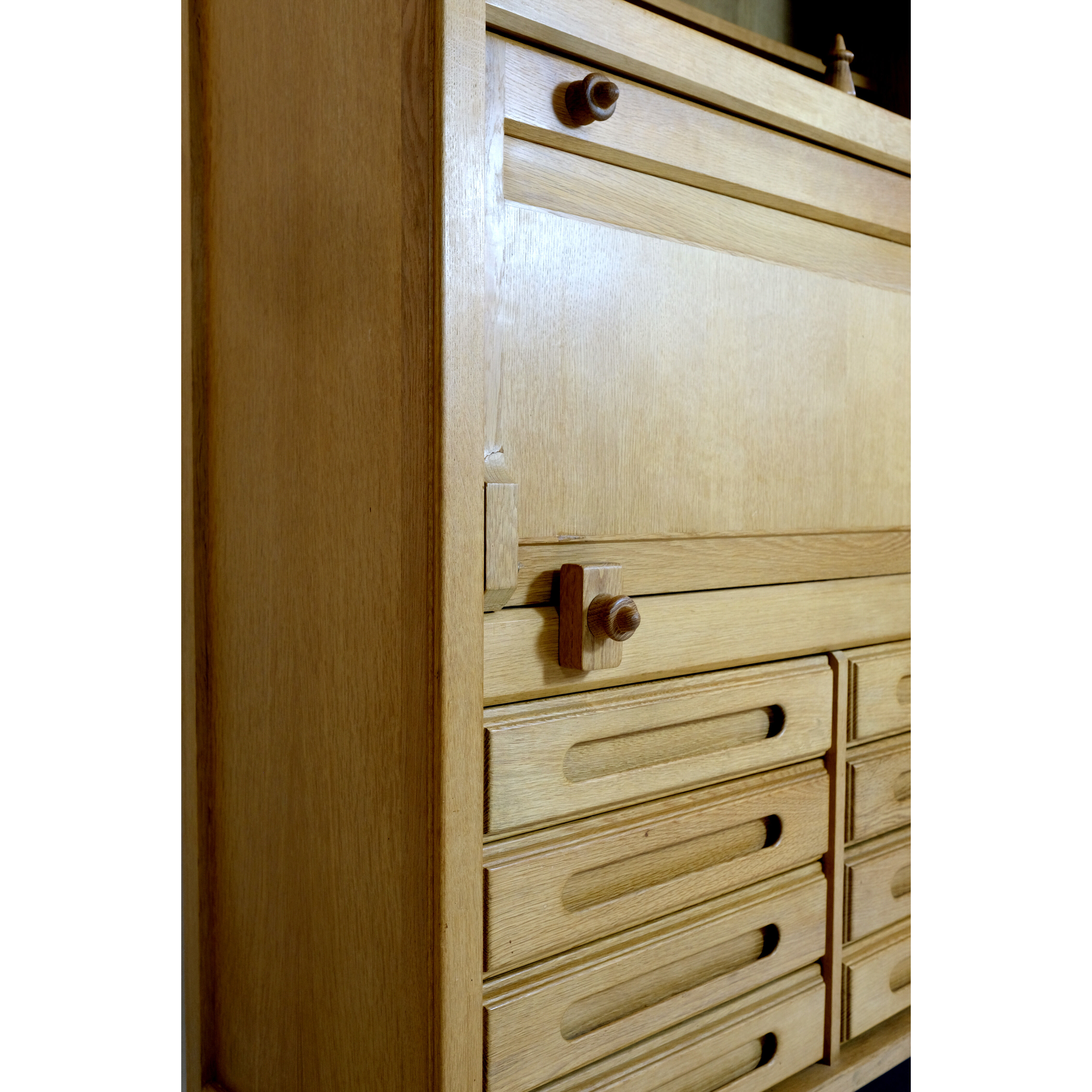 Guillerme and Chambron for your House, bahut Gemini forming secretary