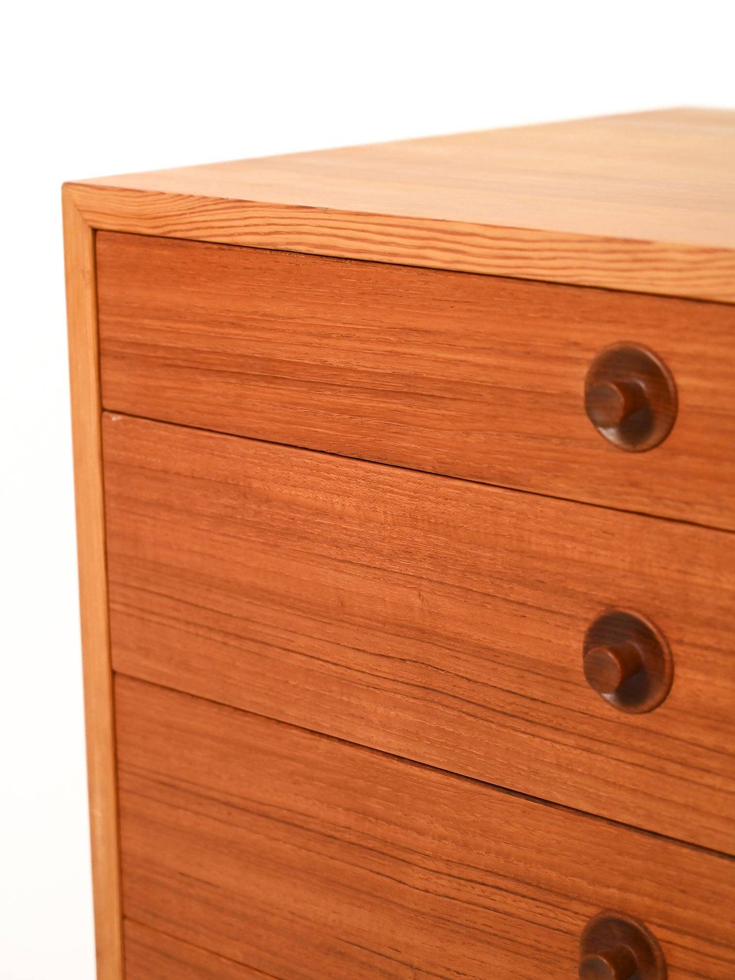 Commode en hêtre danois et teck par Børge Mogensen