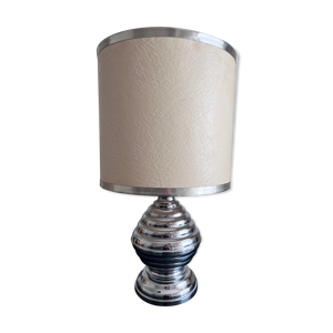 lampe en métal chromé