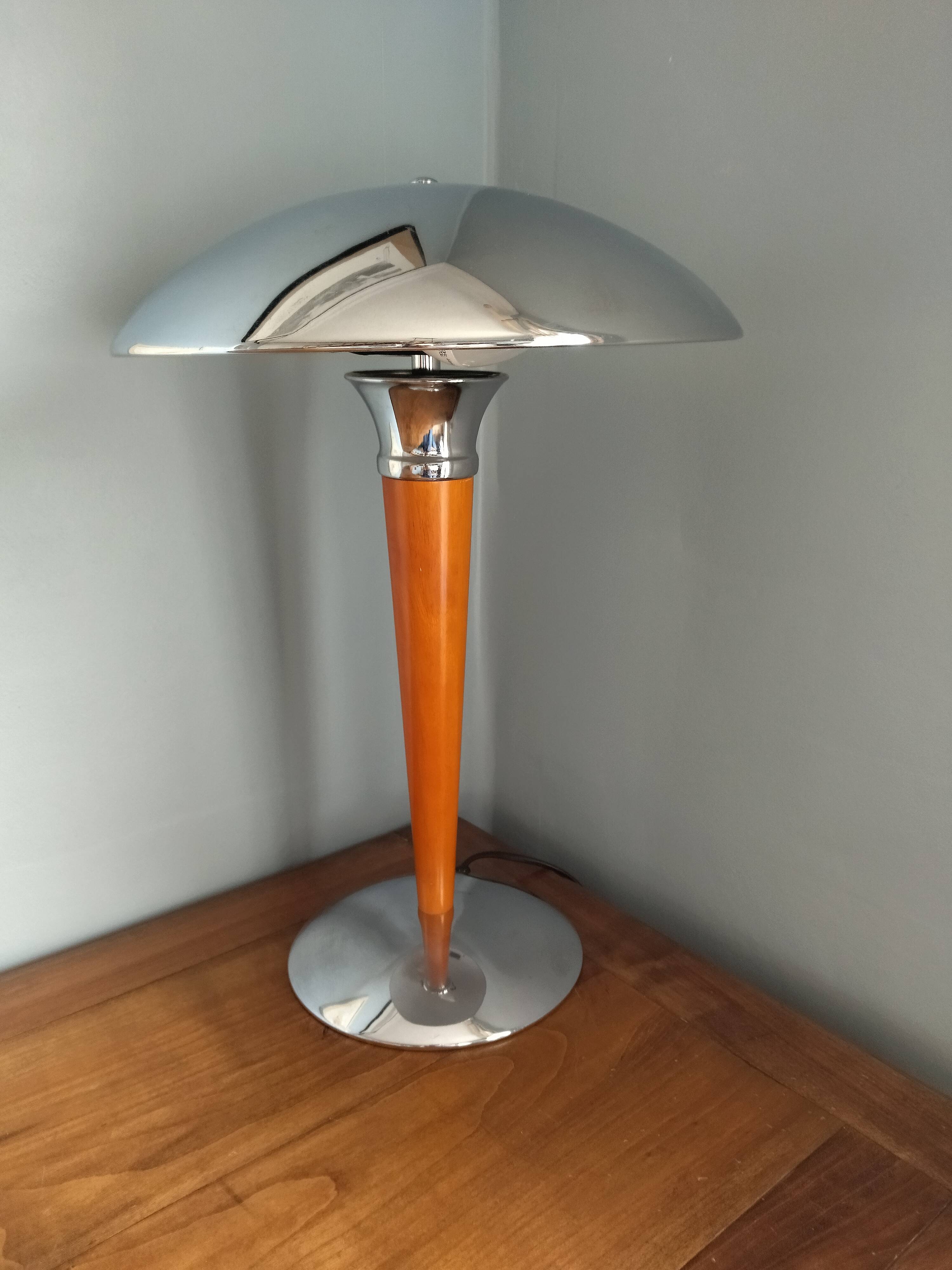 Mushroom lamp/ocean liner in chromed metal and vintage wood