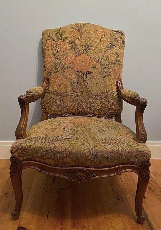 Armchair to the Queen, Regency era, eighteenth century