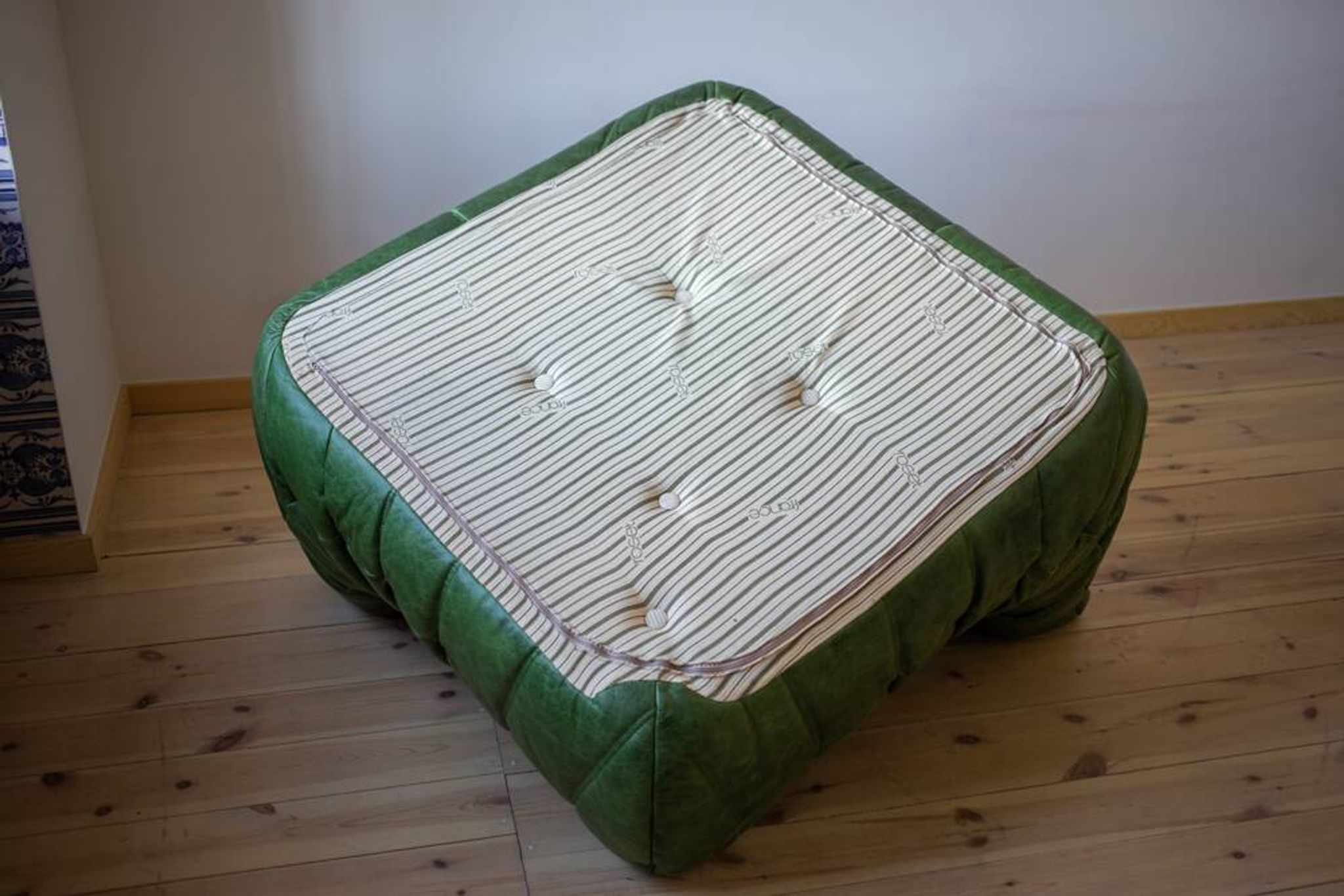 Green leather Togo living room set by Michel Ducaroy for Ligne Roset, 1979, set of 5