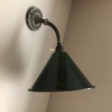 Apply ancient swan collar enamelled day abate