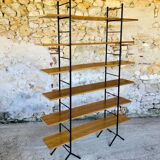 Wall system has 6 Scandinavian modular shelves