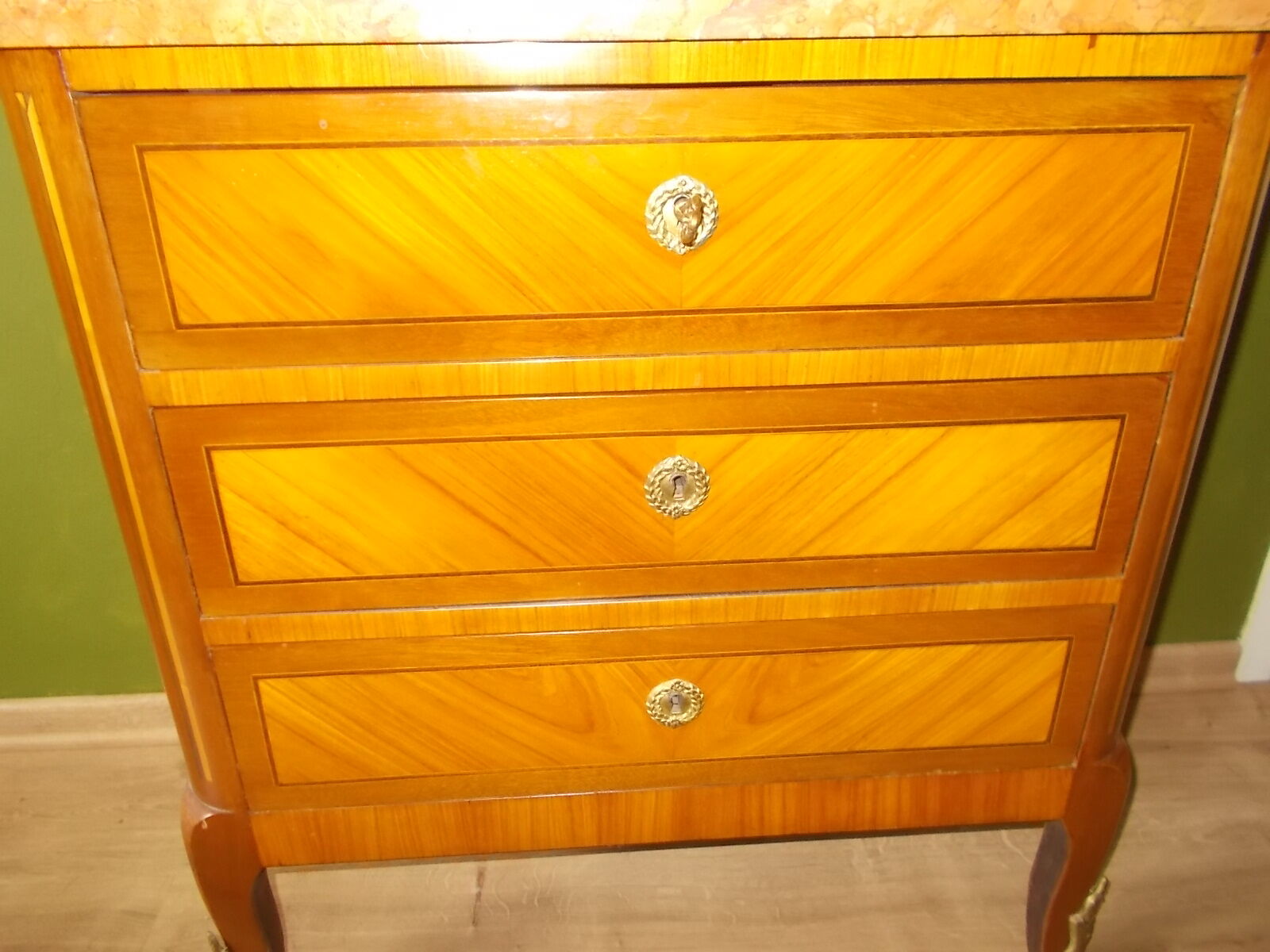 Louis XV style marquetry chest of drawers