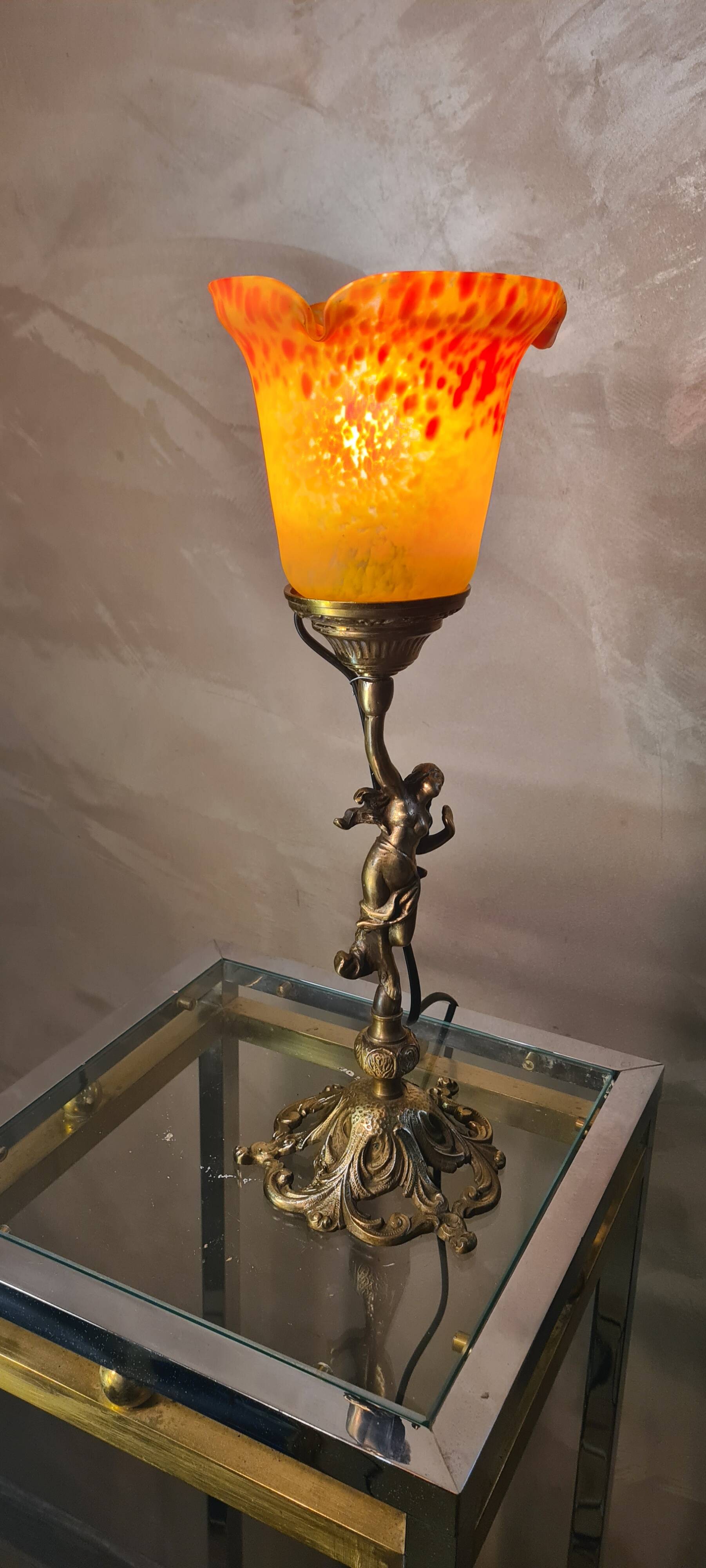 small bronze lamp with very beautiful glass paste tulip 40x14 electricity ok