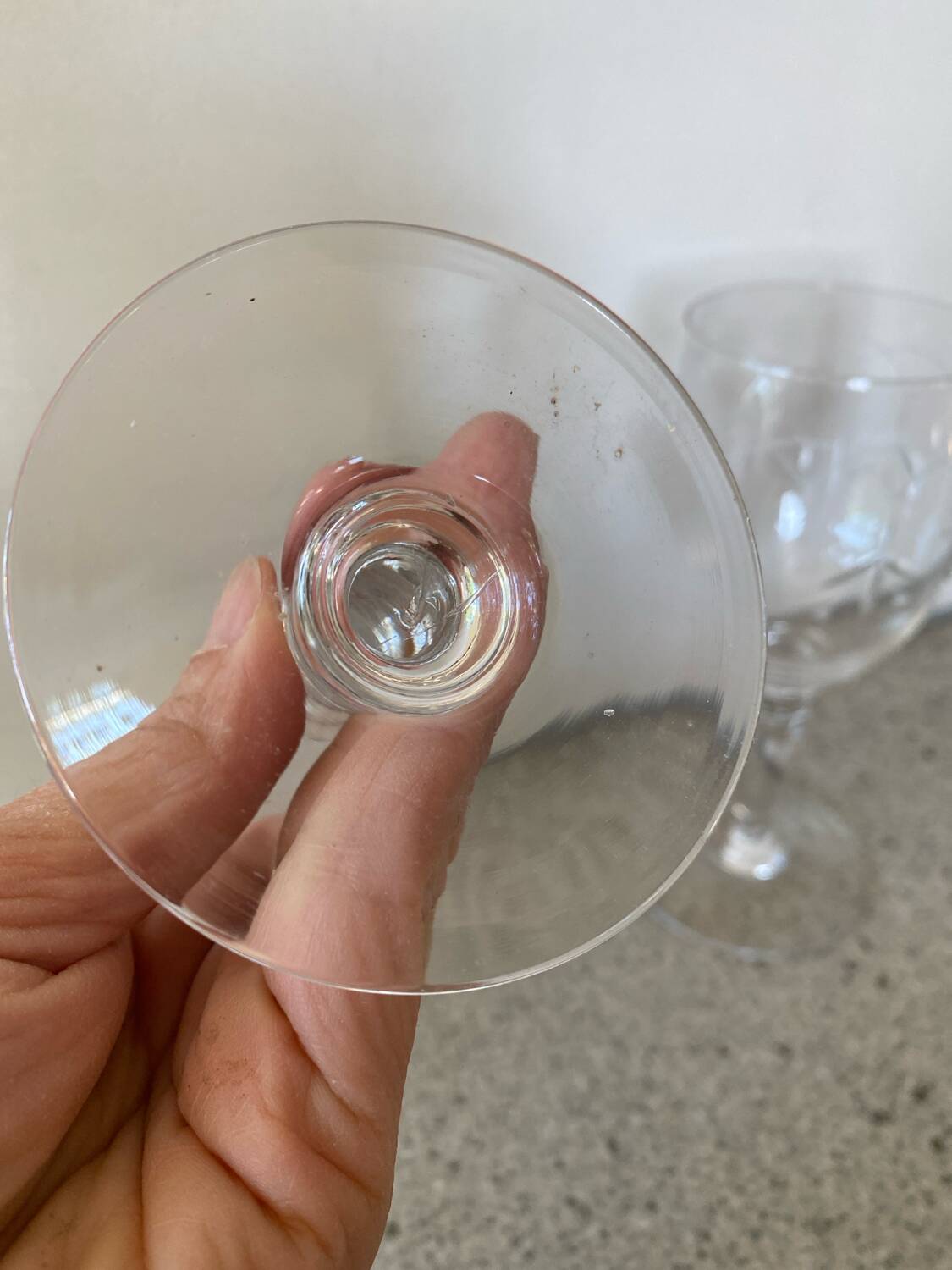 2 crystal wine glasses