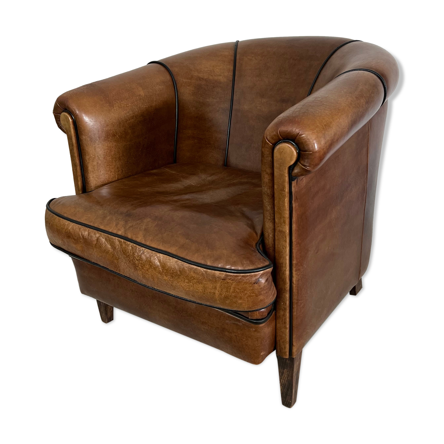 Clubchair sheep’s leather