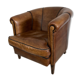 Clubchair sheep’s leather