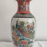 Chinese vase, Rose family style