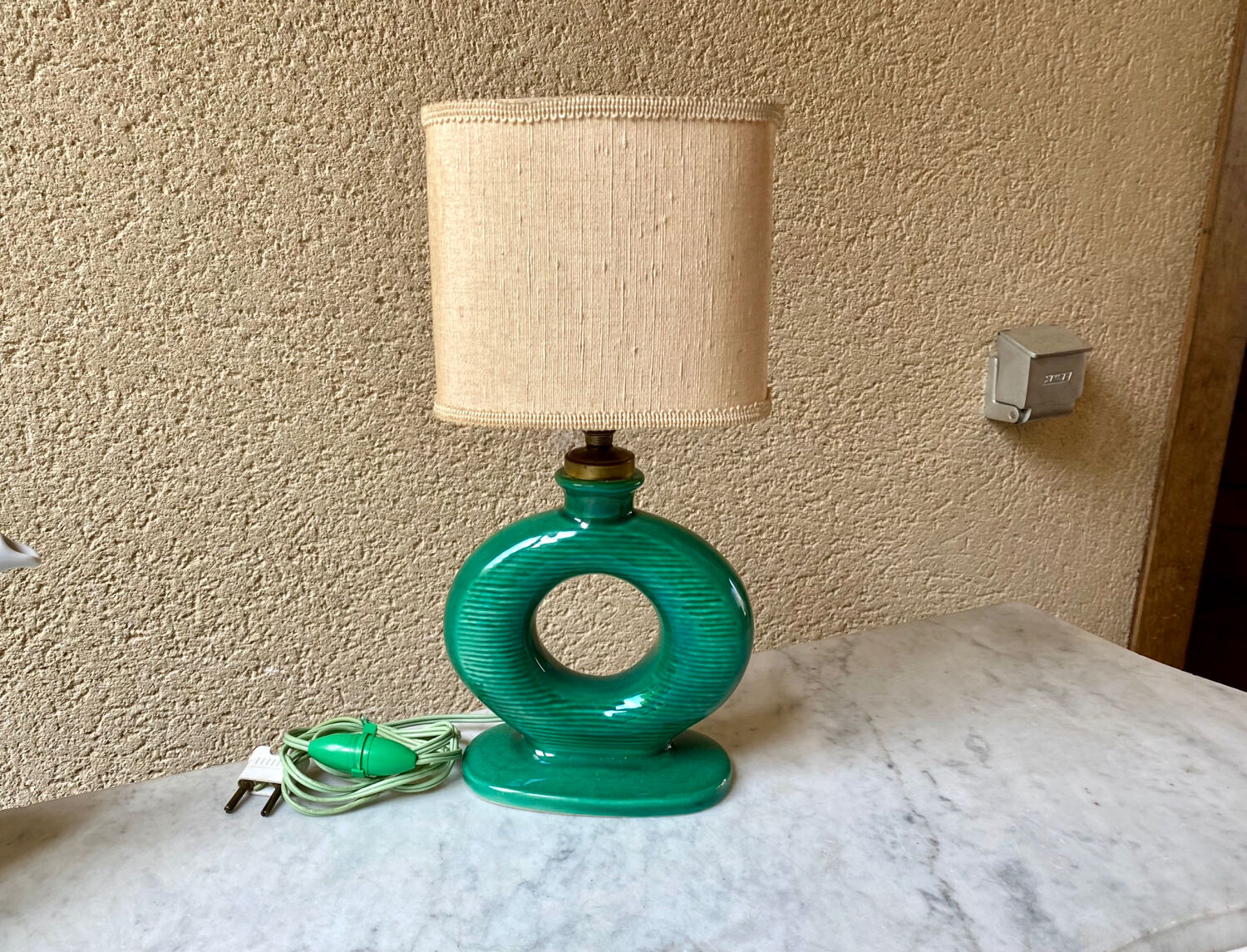 Table lamp in art ceramic Bordeaux