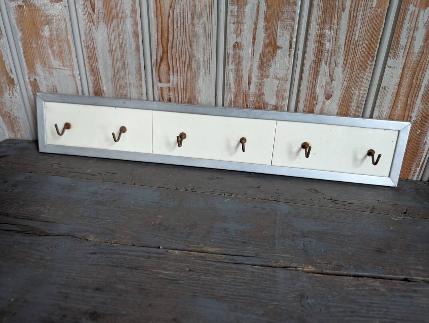 Bistro tea towel holder