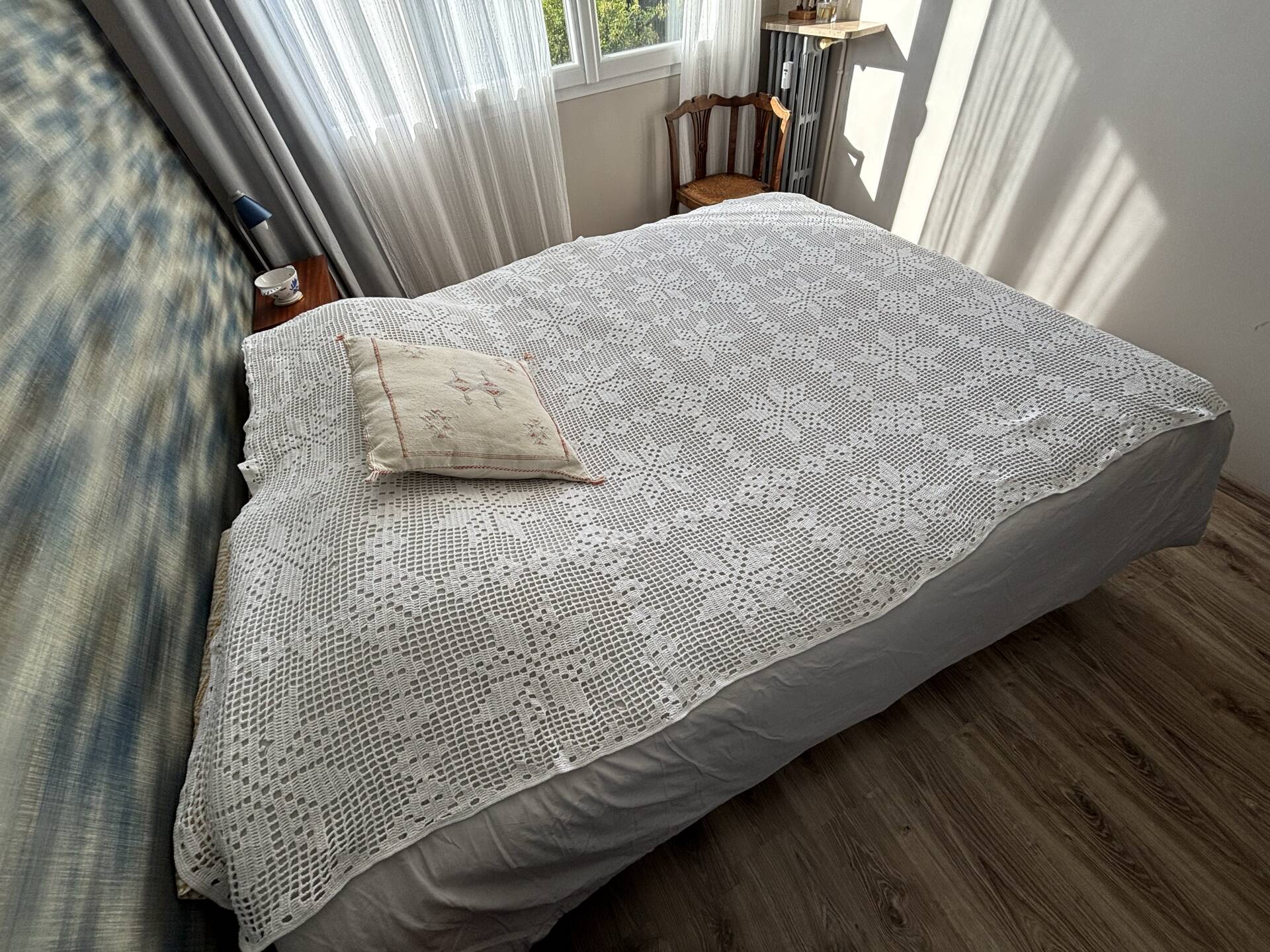 Vintage crochet bedspread