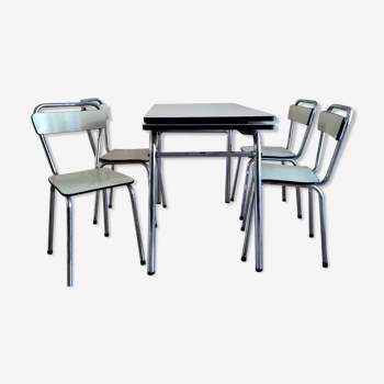 Table extensible & chaises en formica