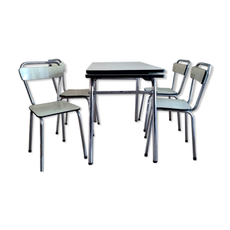 Formica extendable table & chairs
