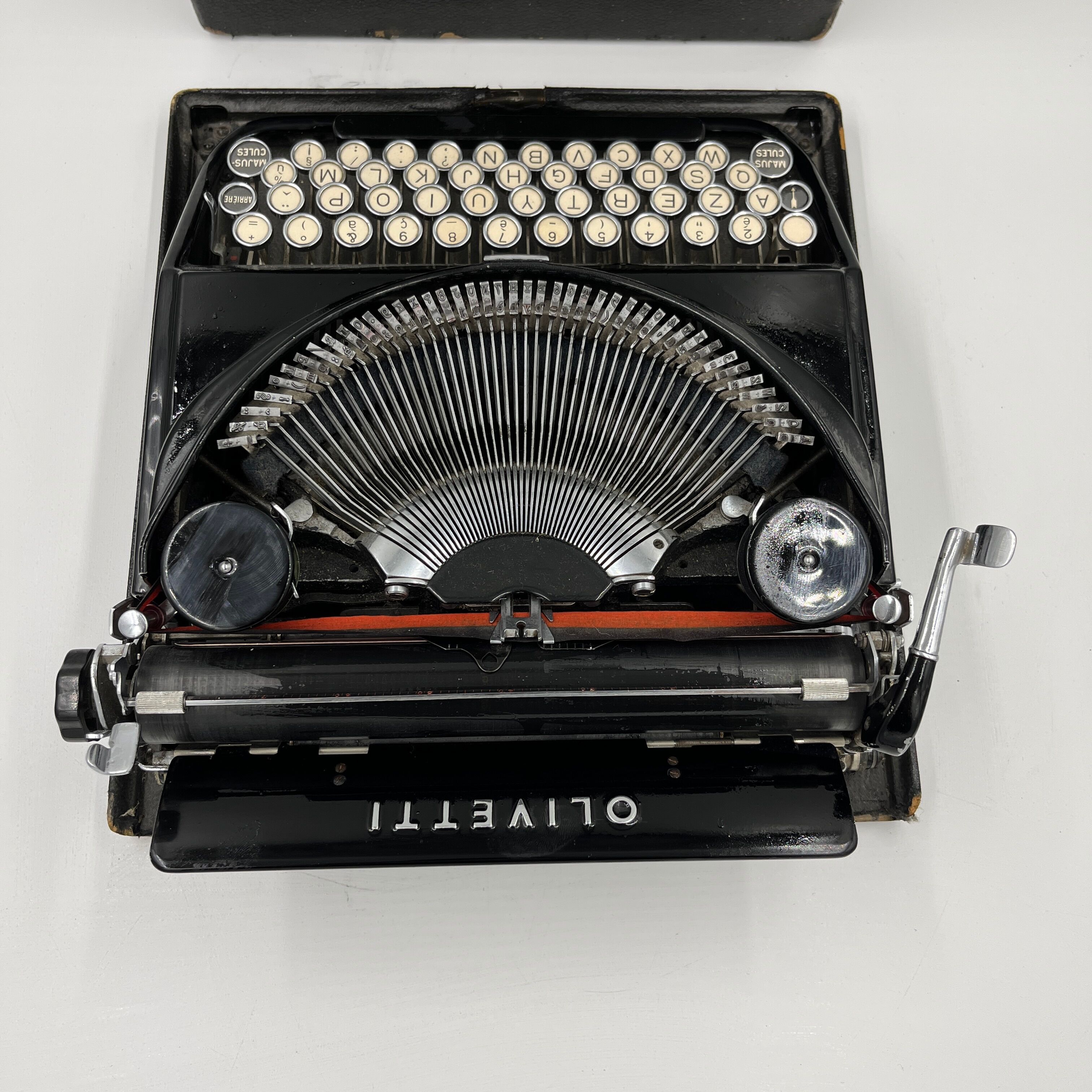 Machine à écrire Olivetti Ico