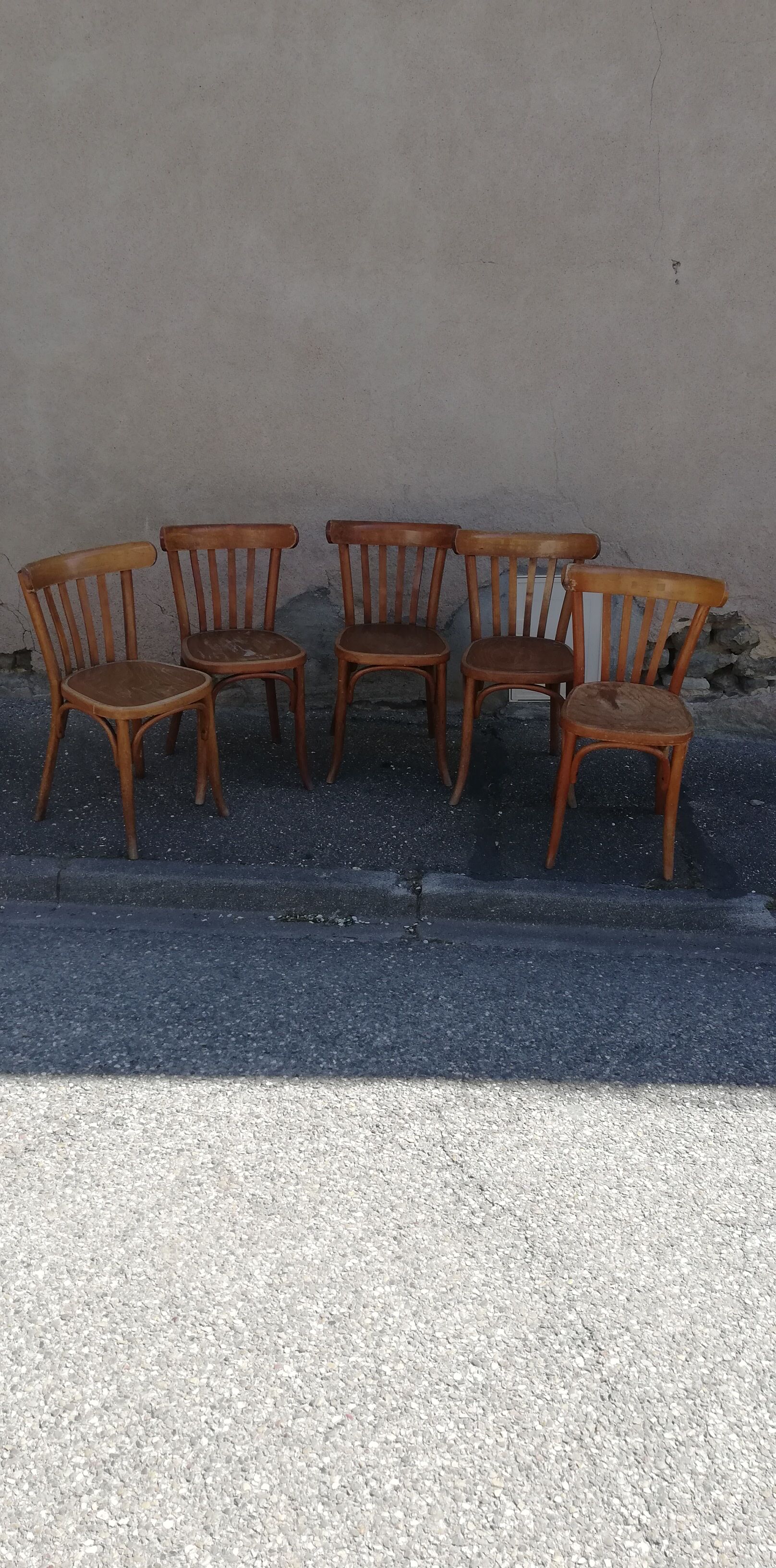 Set of 5 bistro chairs