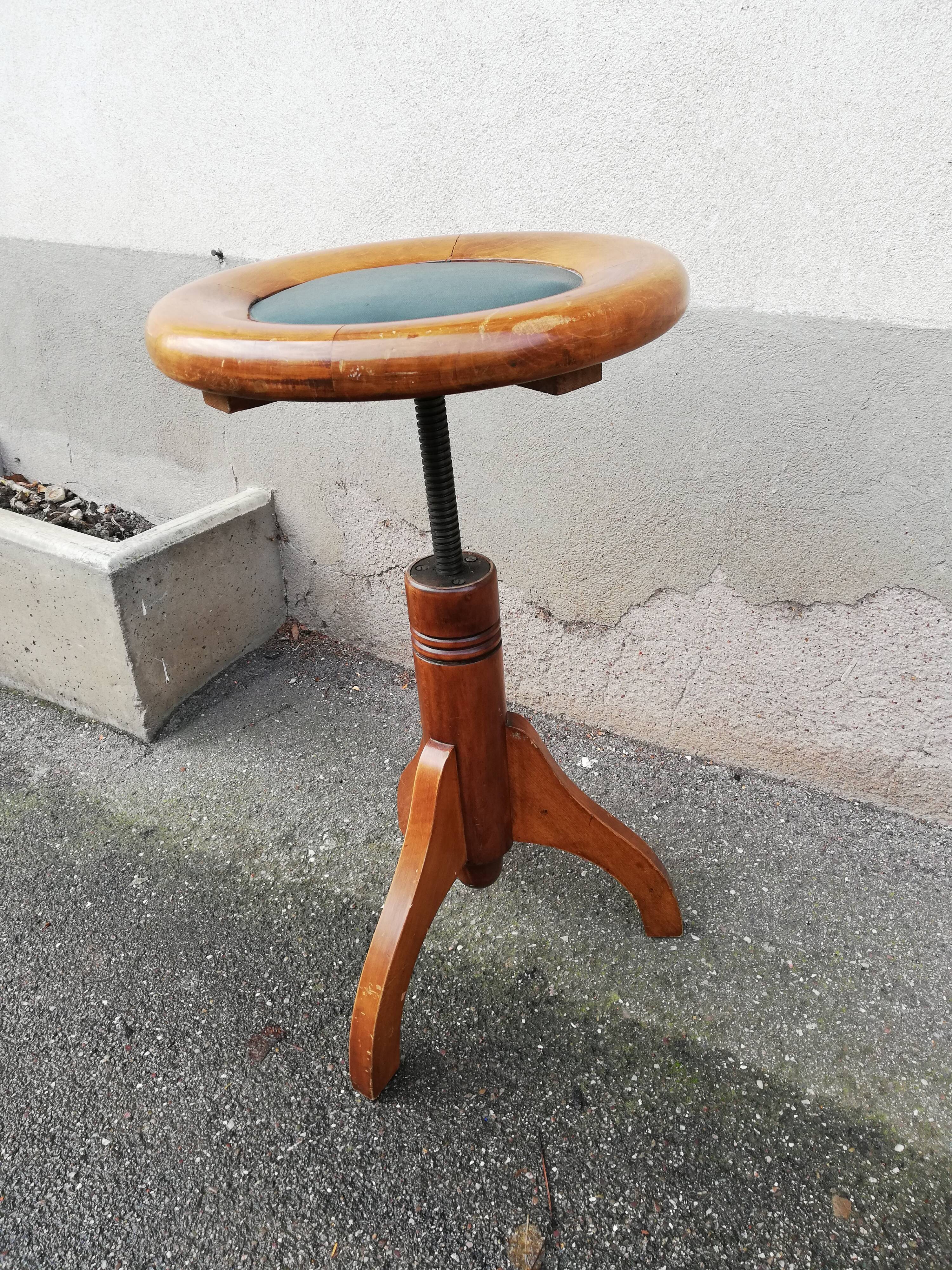 Piano stool 30s