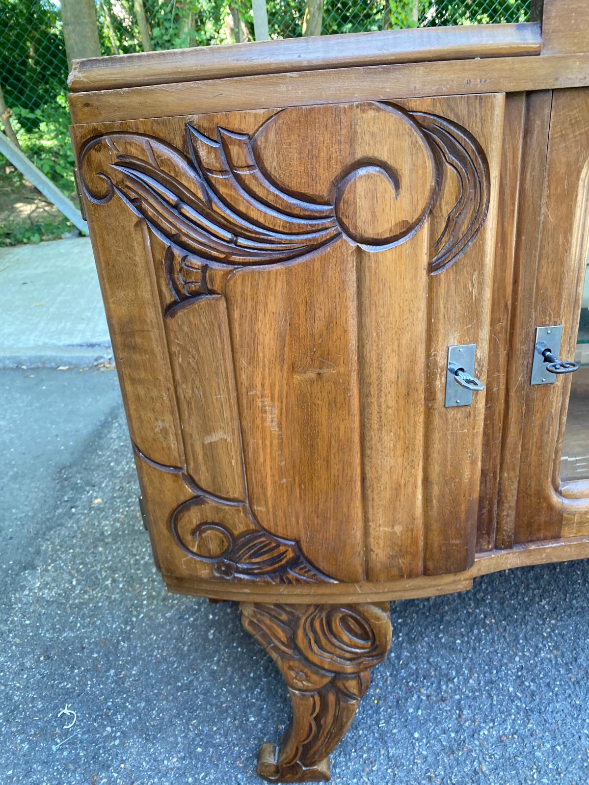 Art Deco sideboard top, low display cabinet in solid wood and mirror from the 1940s.