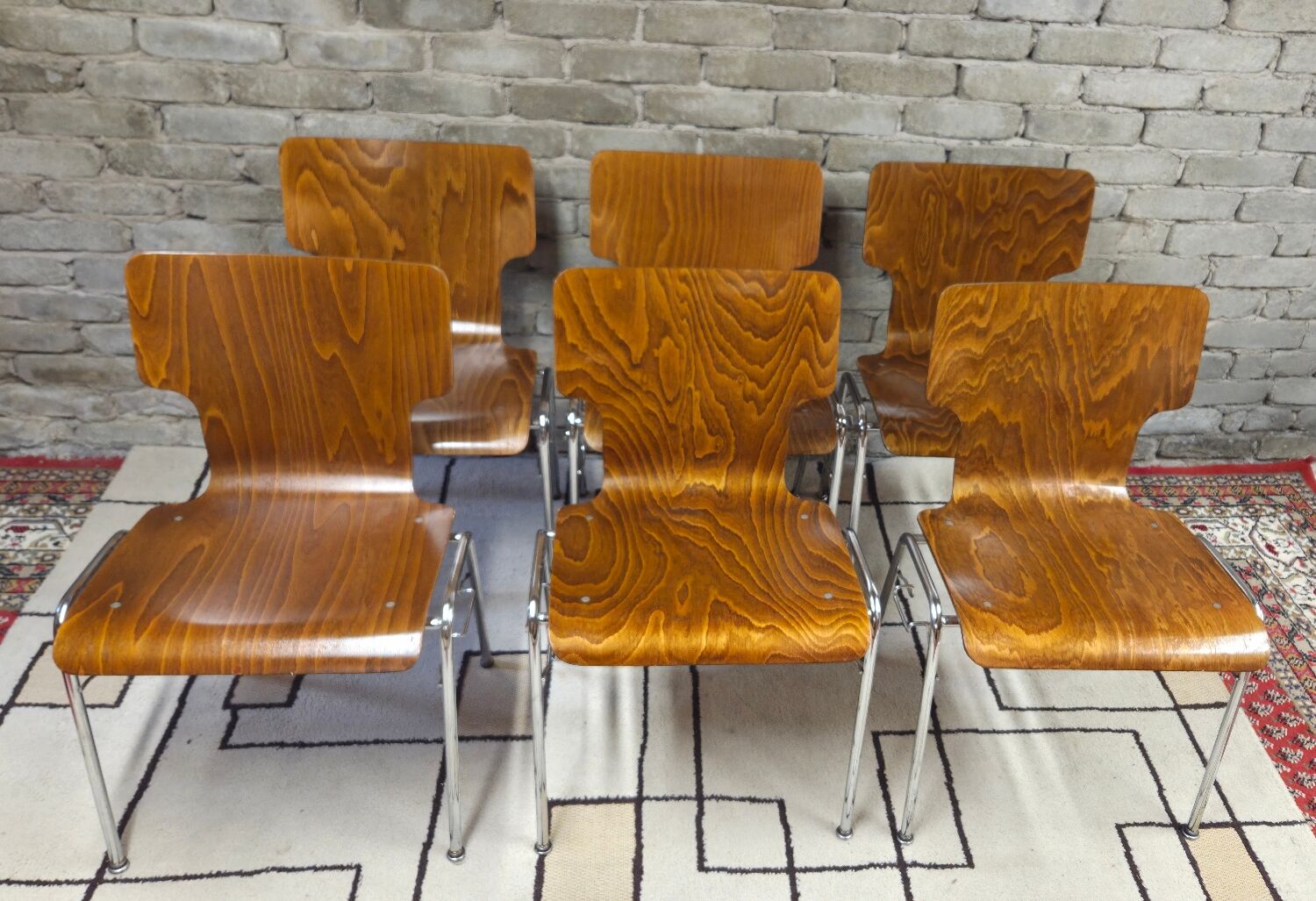 6 vintage Scandinavian chairs from the 1970s.