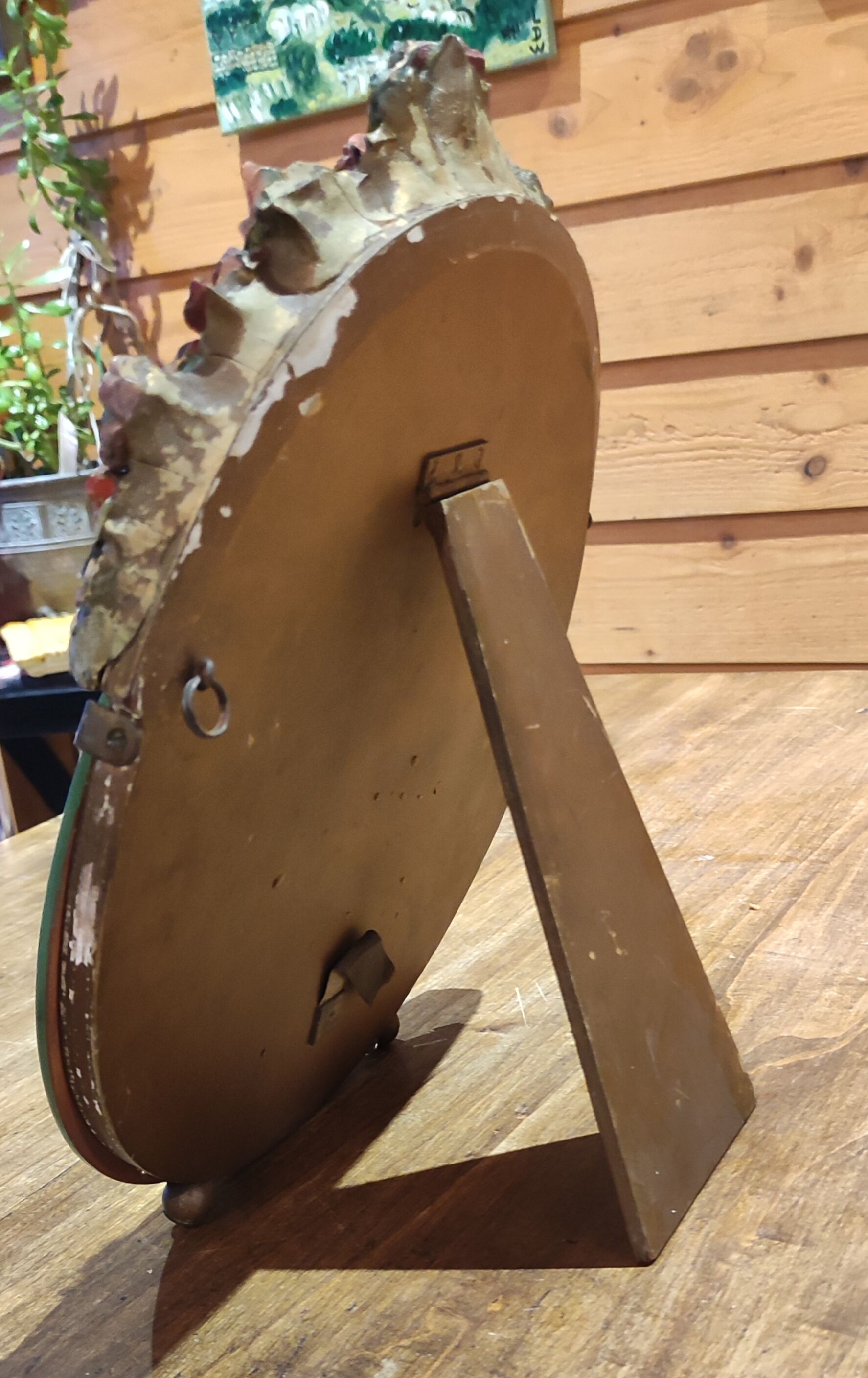 Mirror to pose, floral decoration, 1930